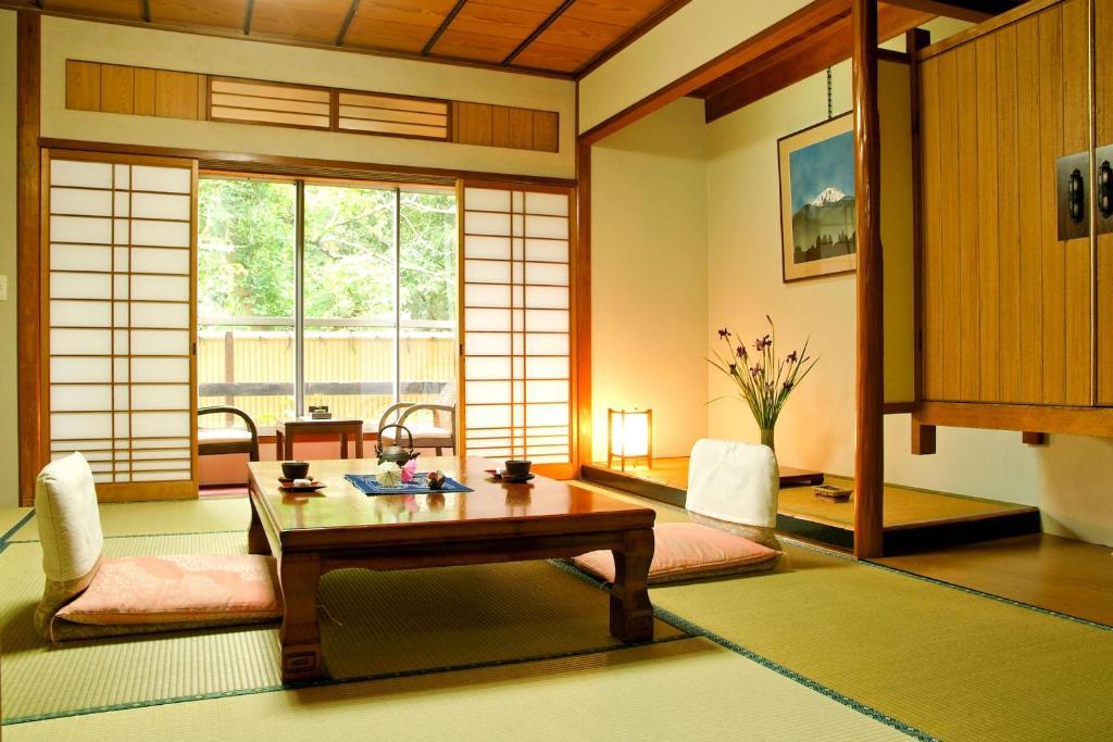 Hanaya Bekkan Misasa Habitación foto